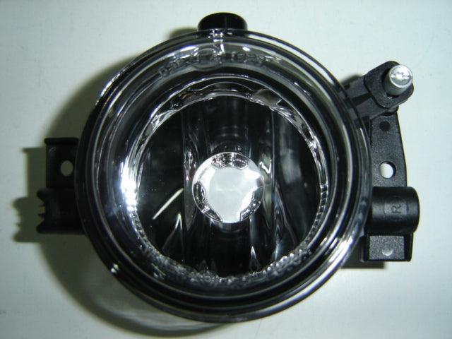 Faro antiniebla para FORD FOCUS (desde 2004)/C-MAX (desde 2003) - Derecho