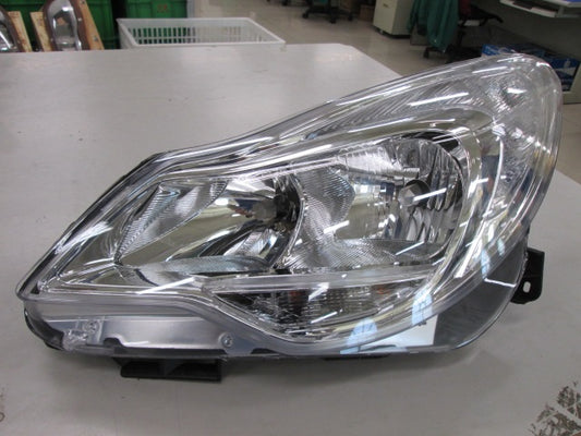 💡 Faro delantero — OPEL CORSA (desde 2011) — Faro con regulación eléctrica con motor de regulación interior, acabado cromado (H7/H1/W21/5W/PY24W)