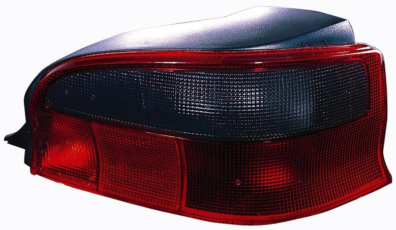 Piloto trasero — CITROËN SAXO (desde 1996) — derecho