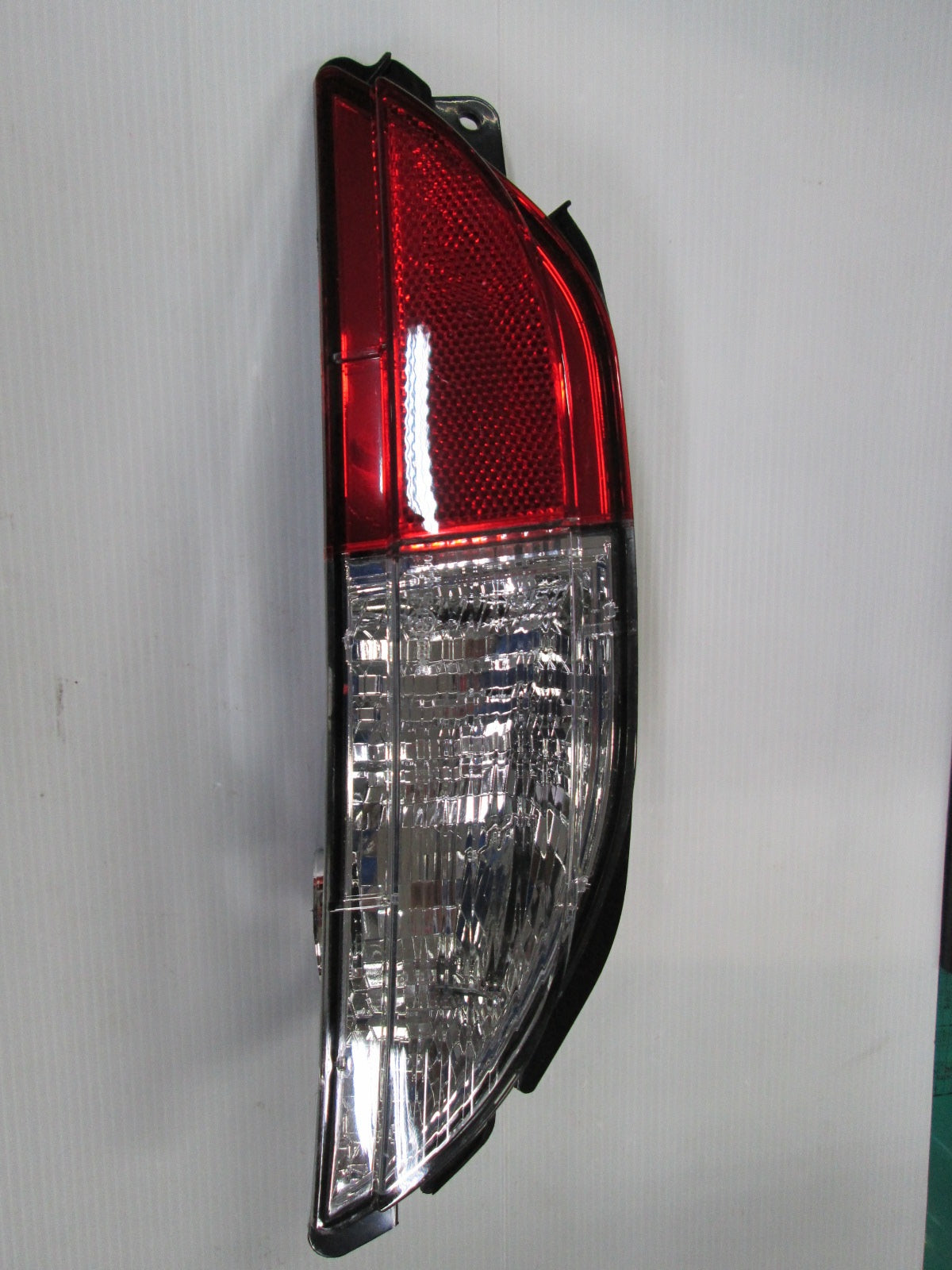 Piloto antiniebla trasero — FIAT GRANDE PUNTO (desde 2005)/MITO (desde 2009) — derecho