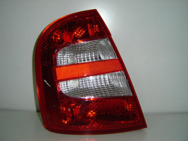 Piloto para SKODA FABIA (desde 1999) — Izquierdo