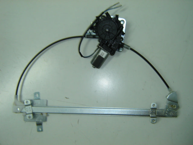 Elevalunas eléctrico delantero — HYUNDAI GETZ (desde 2002) - derecho