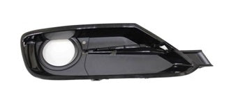 Rejilla del parachoques delantero (con orificio para faro interior) — BMW S/3 F30 (desde 2012) - derecho
