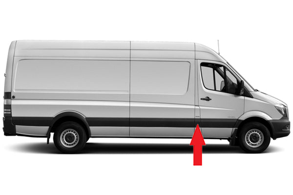 Moldura lateral con orificio para intermitente — MERCEDES SPRINTER / VOLKSWAGEN CRAFTER (desde 2006) - derecho