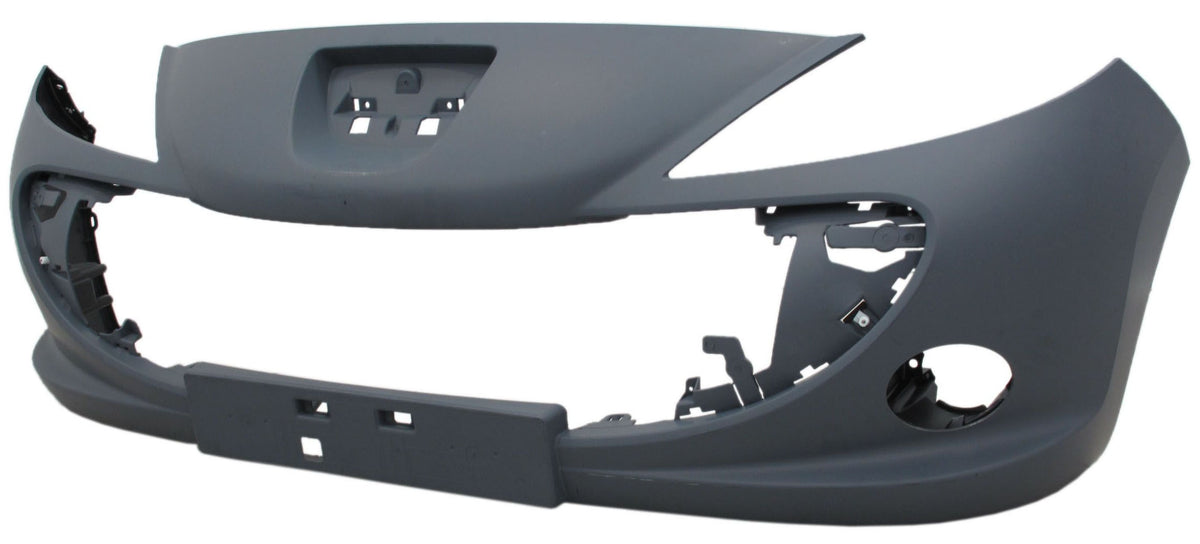 Parachoques delantero con orificios para para pintar (con soporte de la placa de matrícula) — PEUGEOT 206+ (desde 2009)