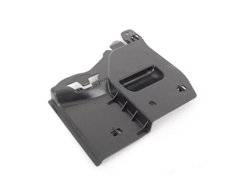 Protector inferior del motor (1.6/2.0DIESEL) — VOLKSWAGEN GOLF VII/A3 (desde 11/2012) - derecho