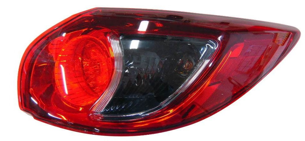 Piloto trasero exterior — MAZDA CX-5 (desde 2012) - derecho