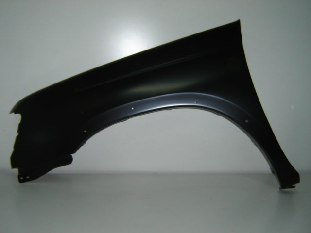 Aleta delantera para NISSAN D22 (desde 1998) - Izquierdo