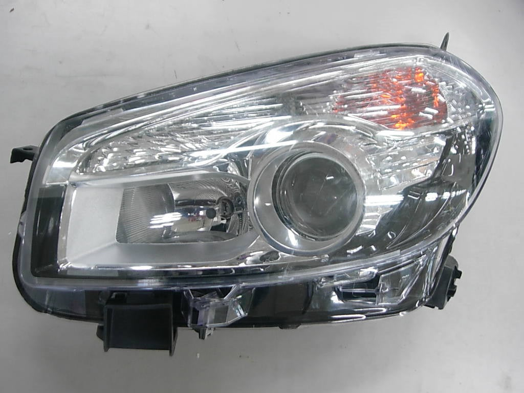 Faro para NISSAN QASHQAI (desde 2010) — Derecho