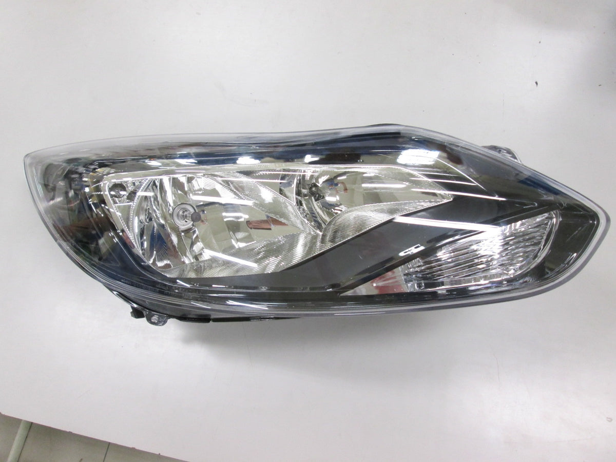Faro delantero para FORD FOCUS (desde 2011) - Derecho