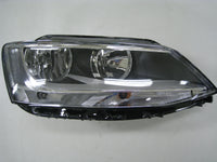 Faro delantero para VOLKSWAGEN JETTA (desde 2011) - Derecho