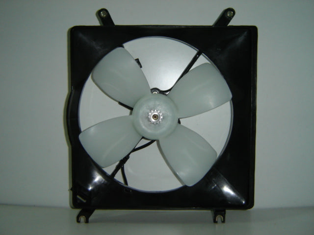 Electroventilador del radiador — MITSUBISHI LANCER (desde 1992)