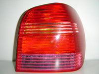 Piloto trasero — VOLKSWAGEN POLO (desde 1999) — derecho