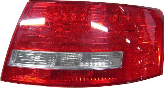 Piloto trasero (sedán LED) — AUDI A6 (2004–2008) — derecho