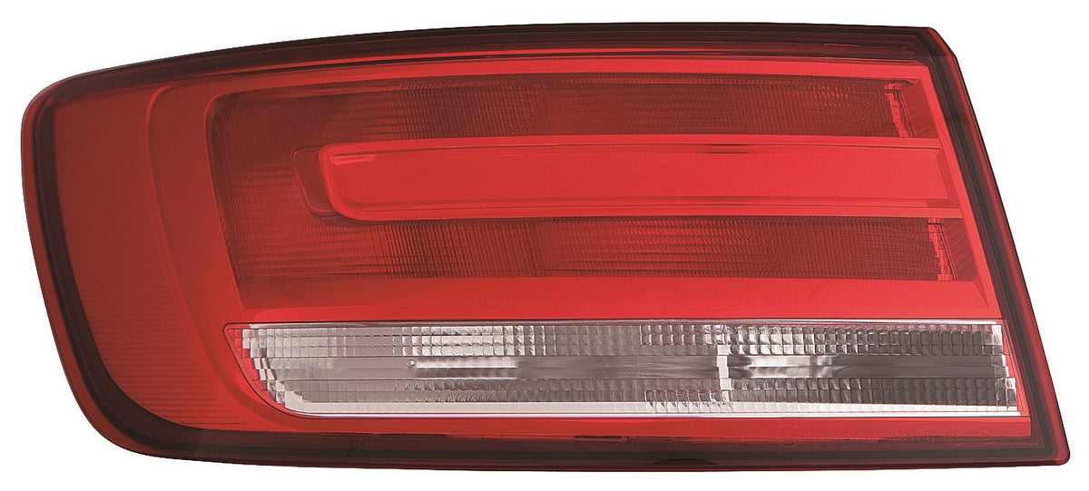 Piloto trasero (sección exterior) — AUDI A4 (desde 2015) — izquierdo
