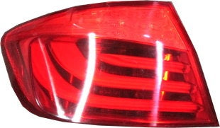 Piloto trasero (sección exterior LED 4 puertas) — BMW SERIE 5 F10 (2010–2013) — izquierdo