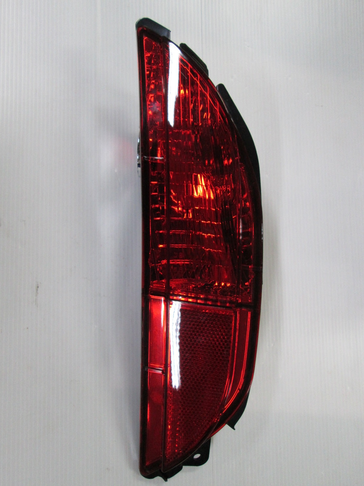 Piloto antiniebla trasero — FIAT GRANDE PUNTO (desde 2005)/MITO (desde 2009) — izquierdo