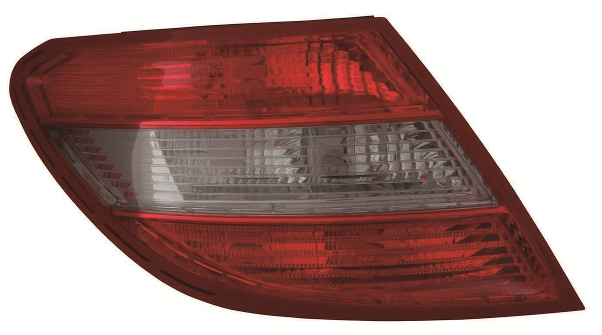 Piloto trasero (acabado rojo/ahumado 4 puertas) — MERCEDES C W204 (desde 2007) — izquierdo