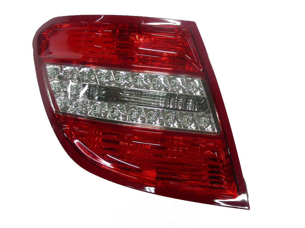 Piloto para MERCEDES C W204 (desde 2007) — Derecho