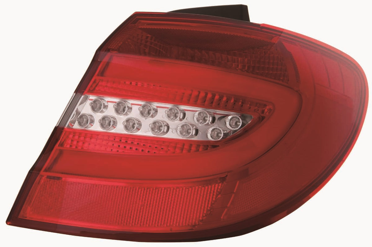 Piloto trasero (sección exterior LED) — MERCEDES B W246 (desde 2012) — derecho