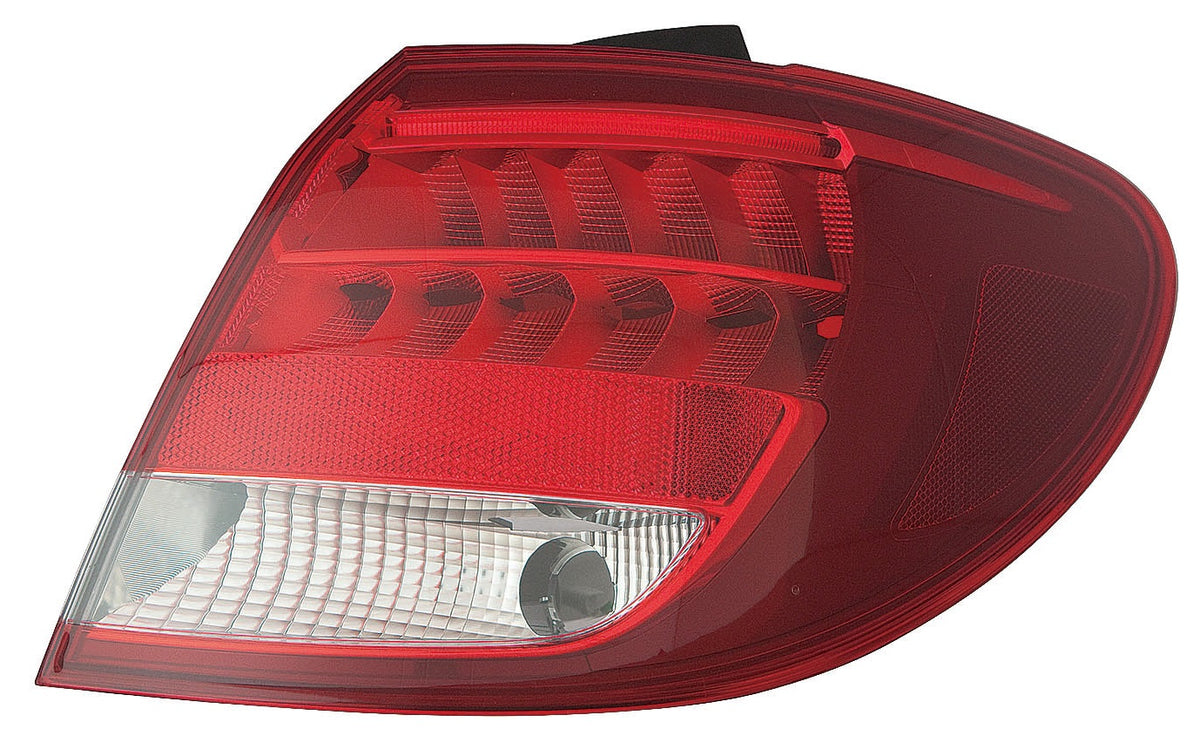 Piloto trasero sección exterior (LED) — derecho — MERCEDES B W246 (desde 10/2014) — derecho