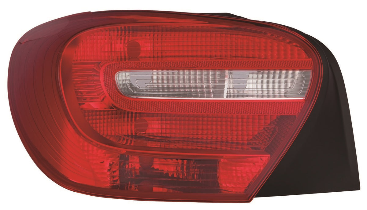 Piloto trasero — MERCEDES A W176 (desde 2012) — izquierdo