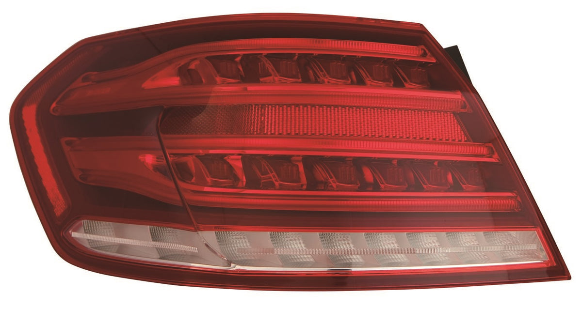 Piloto trasero (sección exterior sedán LED) — MERCEDES E W212 (desde 2013) — derecho