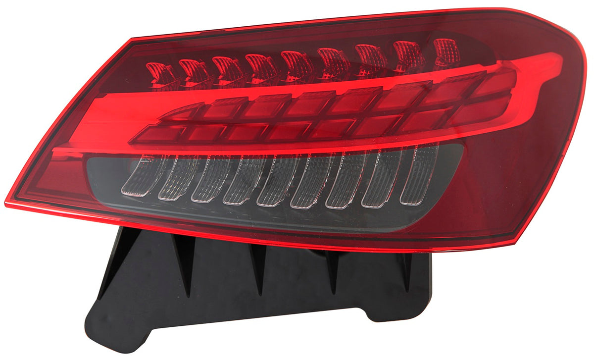 Piloto trasero (LED) — MERCEDES E W213 (desde 03/2020) — derecho