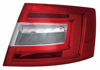Piloto trasero (4 puertas) (LED) — SKODA OCTAVIA (desde 2013) — derecho