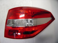 Piloto trasero (familiar) — RENAULT LAGUNA (desde 2008) — derecho