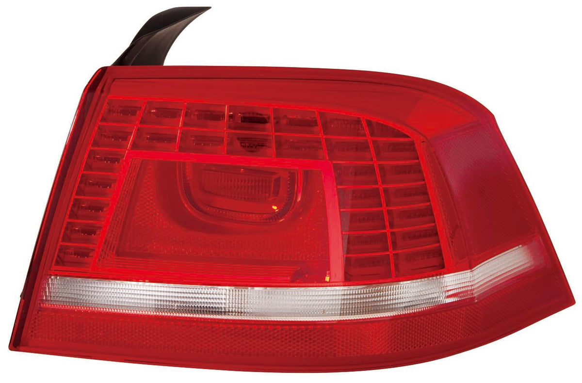 Piloto trasero (4 puertas) (PY21W/W16W/LED) — VOLKSWAGEN PASSAT (desde 2010) — derecho