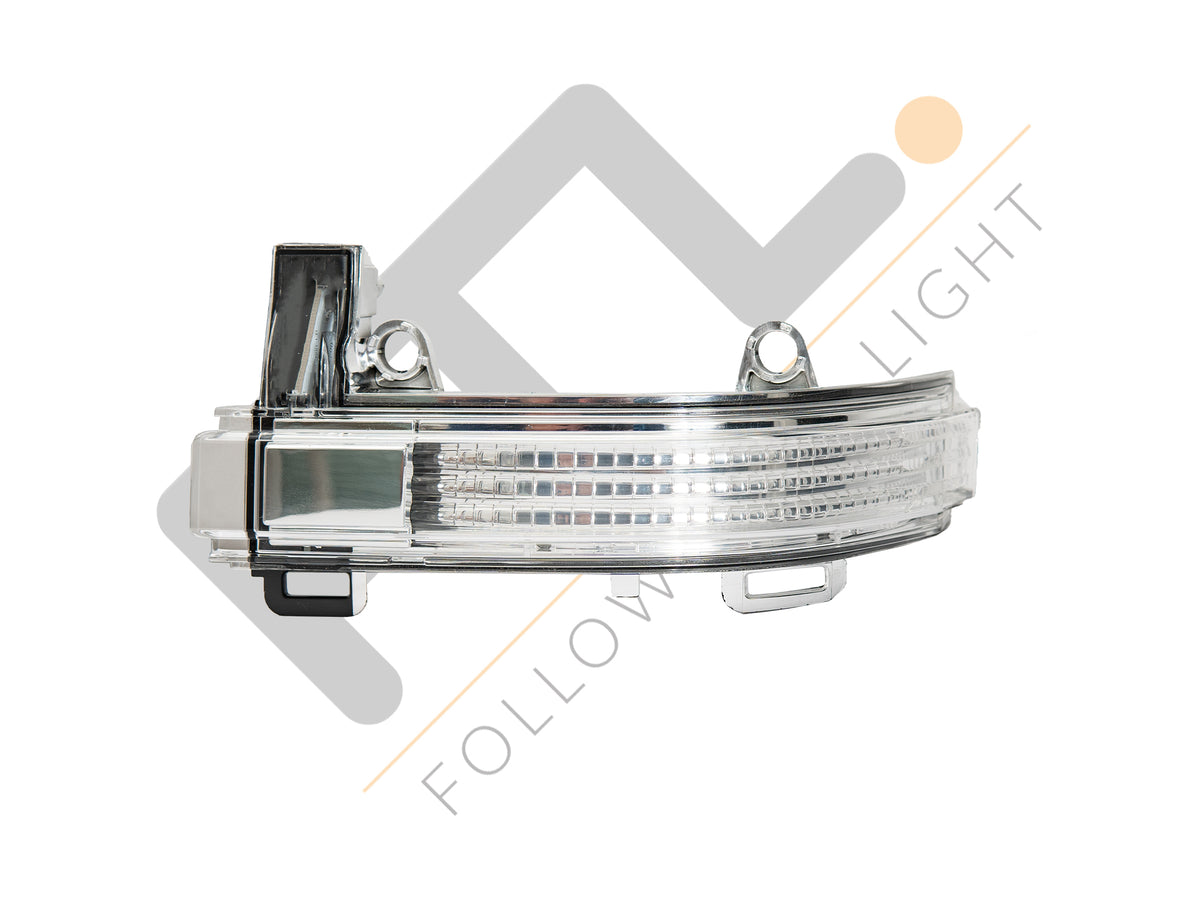 Piloto lateral (retrovisor) — derecho — VOLKSWAGEN CRAFTER (desde 01/2017) — derecho