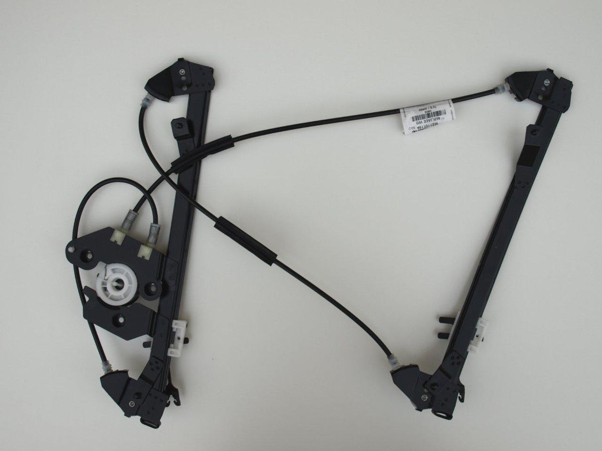 Elevalunas eléctrico delantero — BMW SERIE 1 E87 (2004–2011) - derecho
