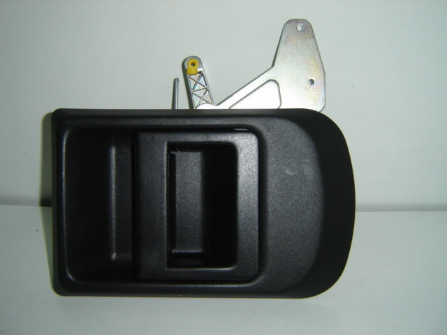 Tirador de puerta lateral — IVECO DAILY (desde 2000) - derecho