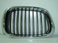 Rejilla — BMW E39 (desde 2000) - derecho