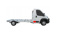 Moldura lateral pilar, acabado gris (versión caja abierto) — FIAT DUCATO/BOXER/JUMPER (desde 04/2006) - derecho