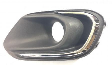 Rejilla del parachoques delantero con moldura cromada con orificio para faros (versión hatchback/familiar) — FIAT TIPO (desde 2015) - izquierdo