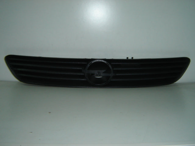 Rejilla negra — OPEL ASTRA (desde 1998)