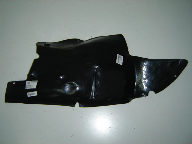 Protector del paso de rueda delantero, sección delantera — PEUGEOT 206 (desde 1998) - derecho