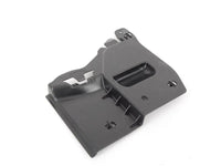 Protector inferior del motor (1.6/2.0DIESEL) — VOLKSWAGEN GOLF VII/A3 (desde 11/2012) - derecho
