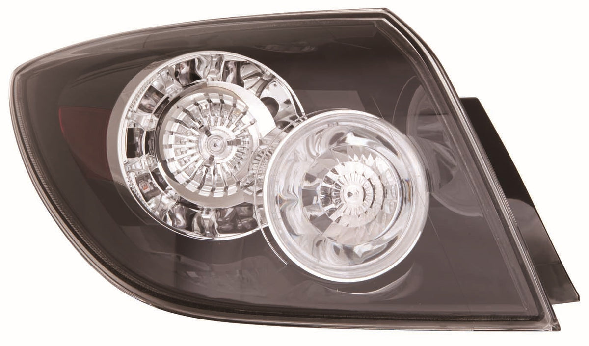 Piloto trasero — MAZDA 3 H / B (desde 2004) — izquierdo