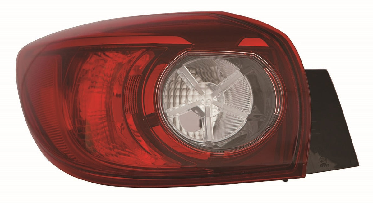 Piloto trasero exterior, 5 puertas — MAZDA 3 5 puertas (desde 2014) - izquierdo