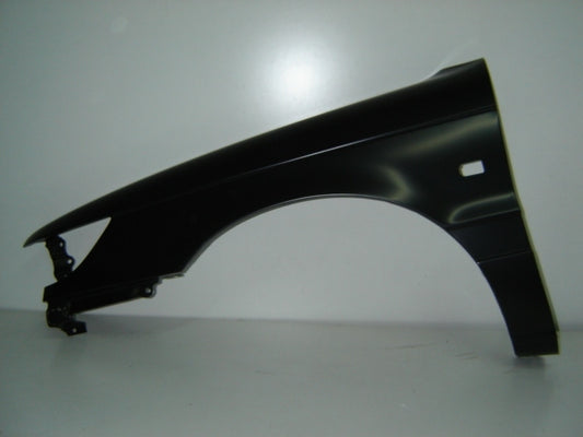 Aleta delantera para MITSU LANCER (1989–1992) - Izquierdo