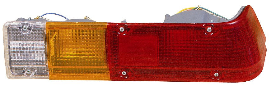 Piloto trasero — NISSAN PICKUP 720 4V — derecho