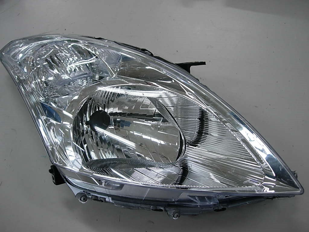 Faro para SUZUKI SWIFT (desde 2011) — Derecho