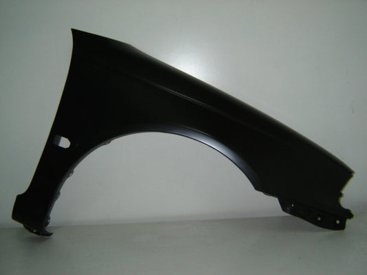 Aleta delantera para TOYOTA AVENSIS (desde 1997) — Derecho