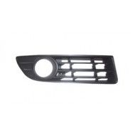 Rejilla del parachoques delantero (con orificios para faros antiniebla) — VOLKSWAGEN POLO (desde 2005) - derecho