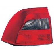 Piloto trasero (ahumado) — OPEL VECTRA (desde 1999) — izquierdo
