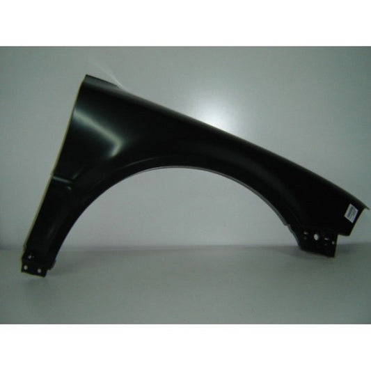 Aleta delantera sin orificio para intermitente — VOLKSWAGEN PASSAT (2004–2005)