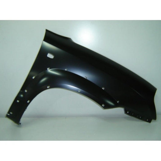 Aleta delantera con orificios para moldura de aleta e intermitente — HYUNDAI TUCSON (desde 2004)